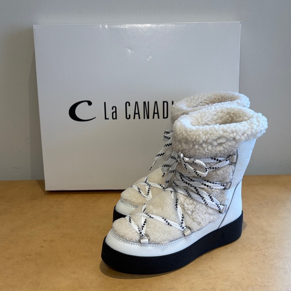 La CANADIENNE White Shearling Lace-Up Platform Boot
